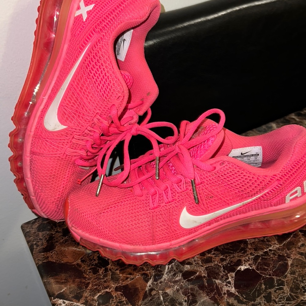 women’s nike shoes